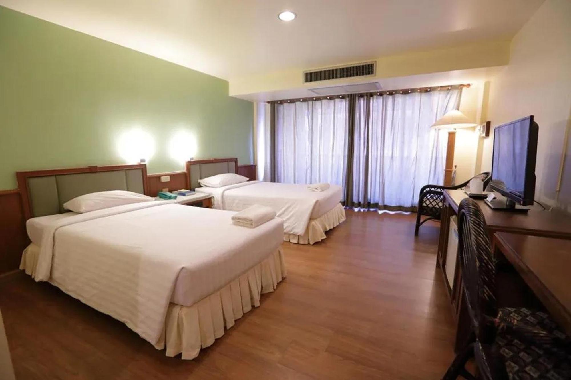 Pin Hotel Λαμπάνγκ Εξωτερικό φωτογραφία